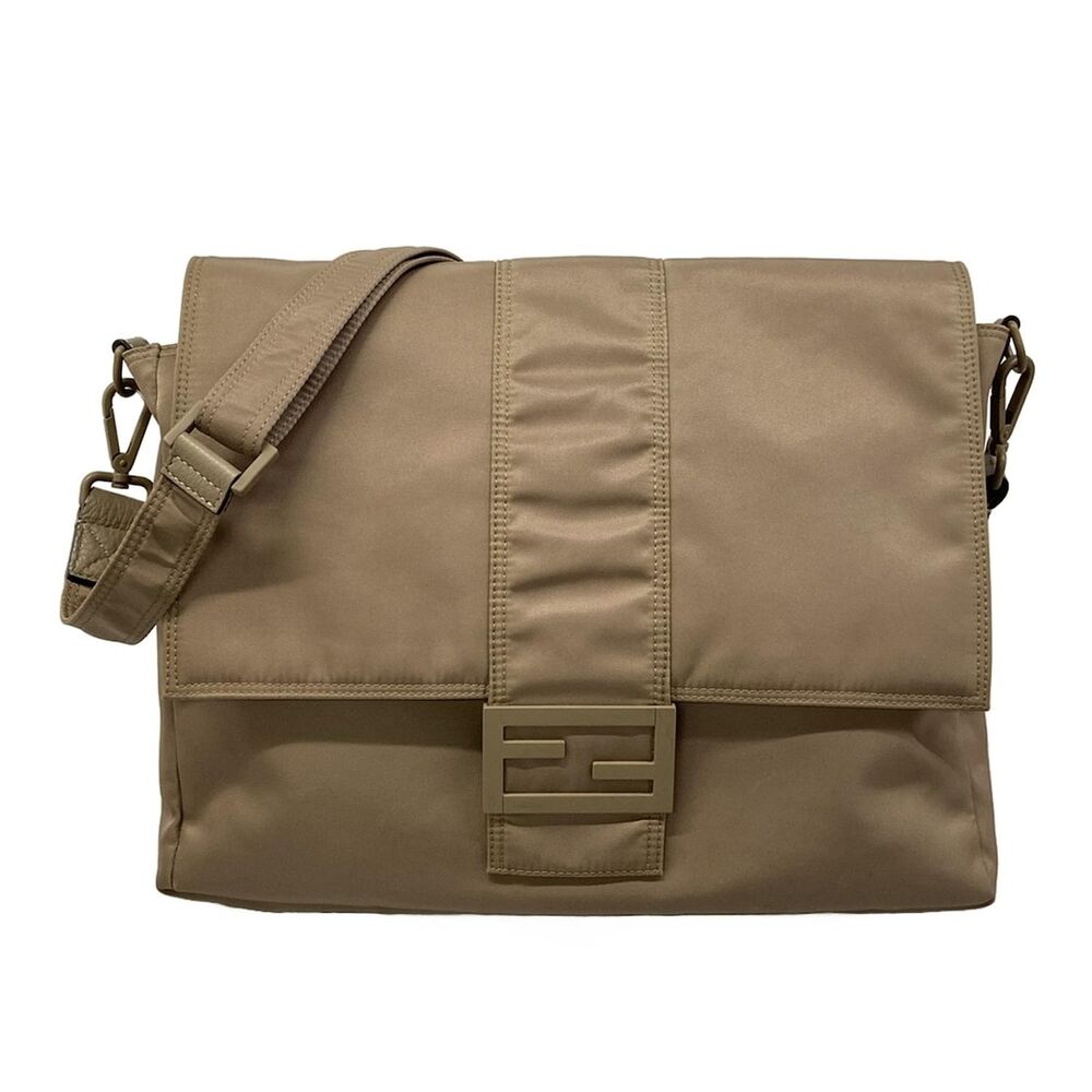 Fendi Baguette Messenger Shoulder Bag 7VA536